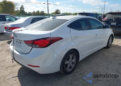 2016 Hyundai Elantra Value Edition z USA, uszkodzony, nr VIN 5NPDH4AE3GH745964